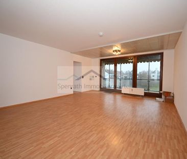 Großzügige 3,5-Zimmer-Mietwohnung mit zwei Balkonen und Tiefgaragen... - Foto 3