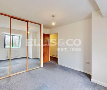 William Perkin Court, UB6, Greenford - Photo 6