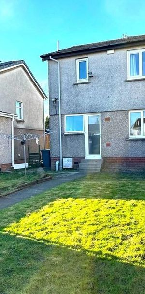 3 bedroom semi-detached house to rent - Photo 1