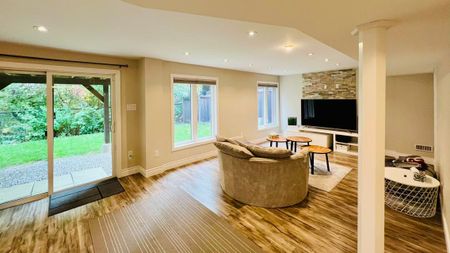 For Lease - 4182 Fuller Crescent, Burlington, Ontario - Photo 3