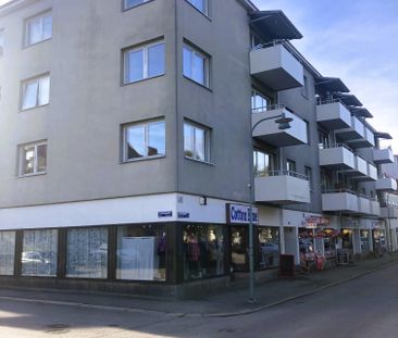 Södra Hamngatan, Uddevalla - Photo 2