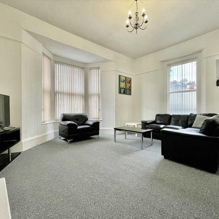 6 bedroom house share to rent - Photo 1