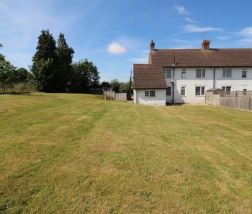 4 Spybush Cottages, Brown Candover - Photo 2