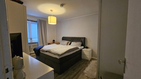 Sehr schöne helle 2 Zi.-Whg. ca. 60qm in der Helgolandstrasse 13, FREI zum 01.04.2026 - Photo 3