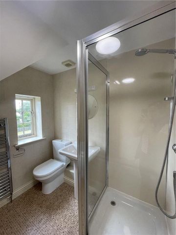 3 bedroom detached house to rent - Photo 5