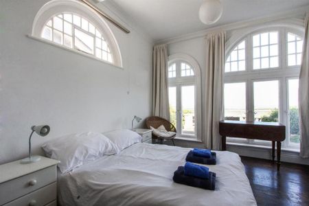 4 bedroom semi-detached house to rent - Photo 5