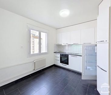 Bel appartement de 3 pièces au 3ème étage d’environ 68m2 - Photo 2