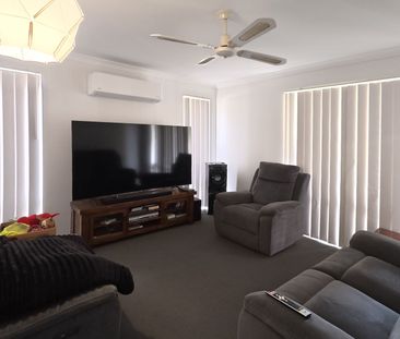 Modern 3x2 Family Living in the Heart of Dalyellup! - Photo 1