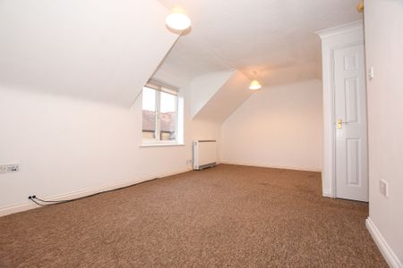 Dersingham - Photo 3