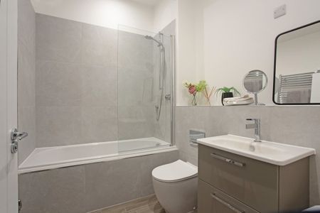 2 bedroom flat to rent - Photo 4