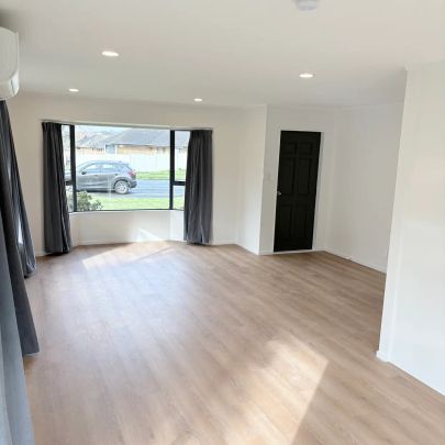 Recently fully Renovated 3 Bedroom Home - Photo 1