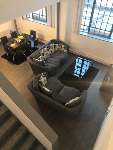 4 Bed Flat, Hatton Garden, L3 - Photo 3