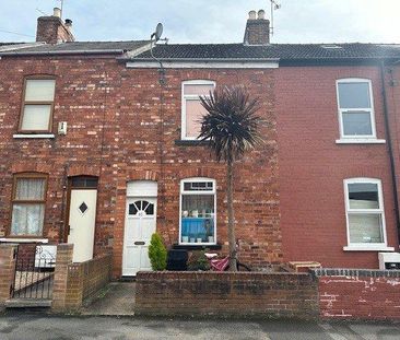 3 bedroom terraced house to rent - Photo 3