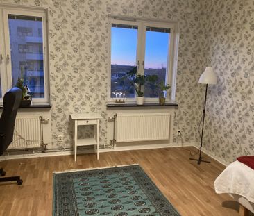 Rosensköldsgatan, Göteborg - Photo 1