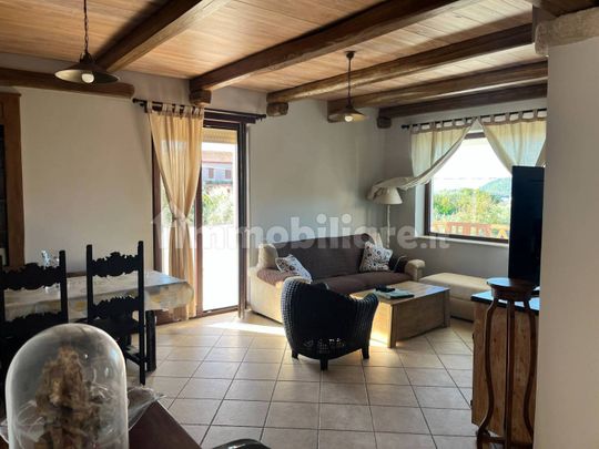 Villa unifamiliare via Giovanni Cena 11, Centro, Minturno - Photo 1