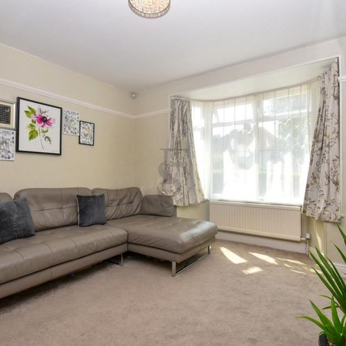 3 bedroom semi-detached house to rent - Photo 1