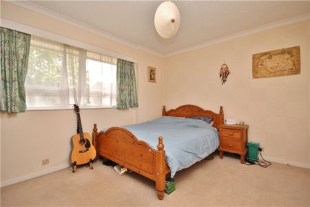 The Shimmings, Boxgrove Road, Guildford, Surrey, GU1 2NQ - Photo 4