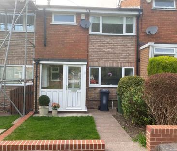 3 bedroom terraced house to rent - Photo 3