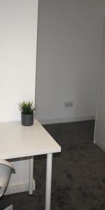 2 Bedroom Apartment - Photo 4