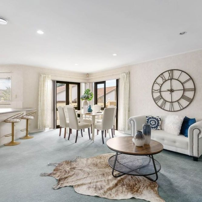 Botany 4 Bedroom 2 bathroom Family Home - Photo 1