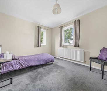 Kingfisher Drive, Guildford - 1 bedroomProperty for lettings - Seym... - Photo 4