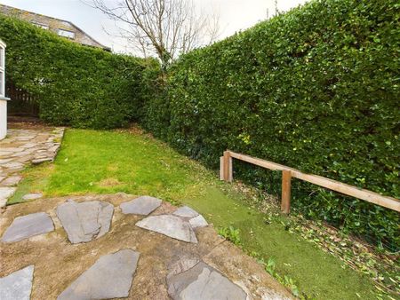 3 bedroom detached house to rent - Photo 4