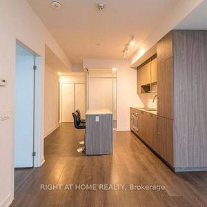 Yonge/Finch-Bright Modern 1Bdrm + Den 1Bath - Photo 2