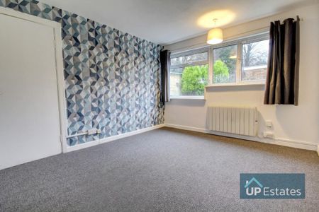 2 bedroom maisonette to rent - Photo 5