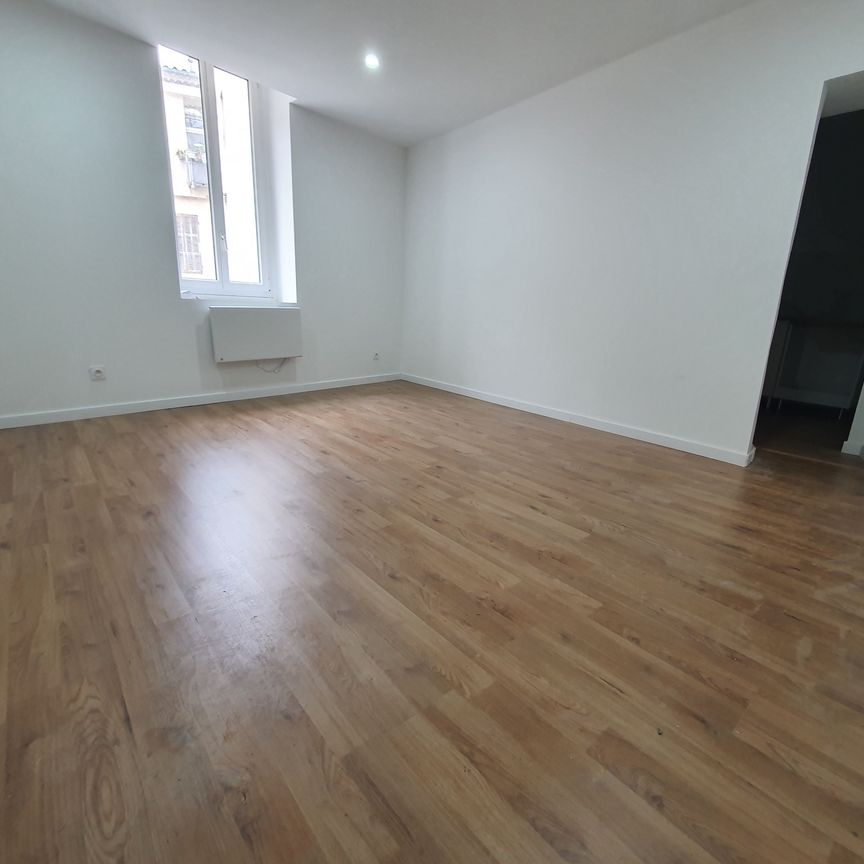 Location Appartement 3 pièces 48m² AUBAGNE 13400 - Photo 1