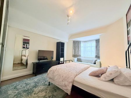 East Acton Lane, East Acton, London, W3 7EG - Photo 4