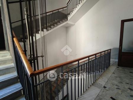 Trilocale in Affitto in Via Sant'Anna dei Lombardi 10 a Napoli - Foto 2