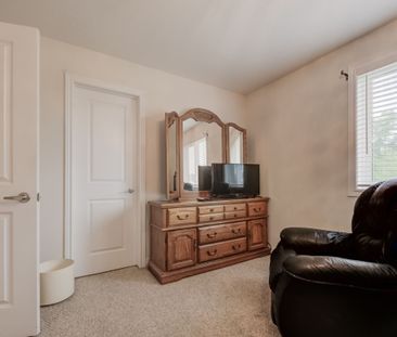 For Lease - 2364 Natasha Circle Circle, Oakville, Ontario - Photo 5