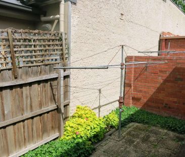 2/84 Rochester Road, Balwyn VIC 3103 - Apartment For Rent | Domain - Photo 6