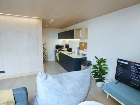 2 Bed Flat, Spinners Way, M15 - Photo 2