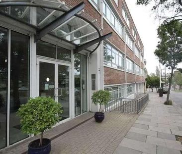 Mercury House, Heathcroft, Ealing, W5 - Photo 4