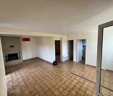 Location maison 4 pièces, 77.00m², Puy-l'Évêque - Photo 4