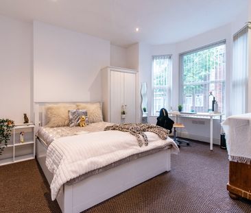 6 Bed Semi-Detached House, Derby Grove, NG7 - Photo 4