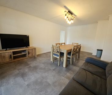 Location Appartement 3 pièces 75m² ST DENIS 97400 - Photo 5