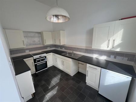 1 bedroom flat to rent - Photo 5