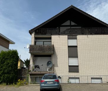 EITORF, schöne 3-Zimmerwohnung, ca. 70 m² Wfl., Balkon, zentrale La... - Foto 2