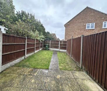 2 bedroom terraced house to rent - Photo 5