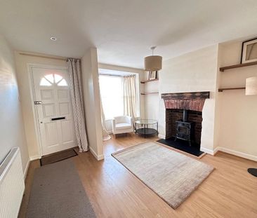 2 bedroom terraced house to rent - Photo 1
