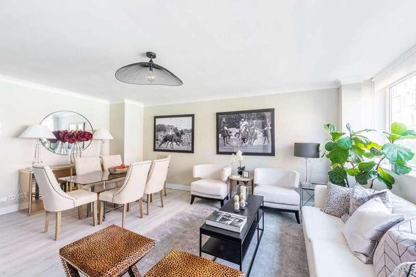 Lower Sloane Street, Chelsea, SW1W - Photo 1
