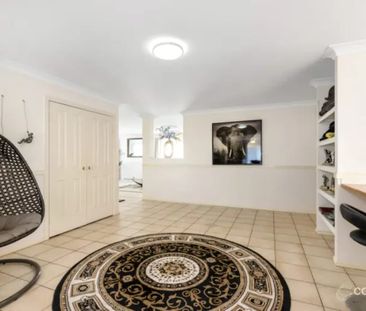 6 Wenlock Ct - Photo 3