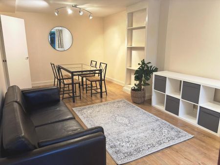 2 bedroom maisonette to rent - Photo 2