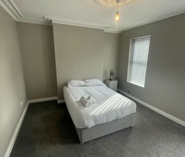 239 Springfield Road, Room 4, Belfast BT127DD - Photo 6