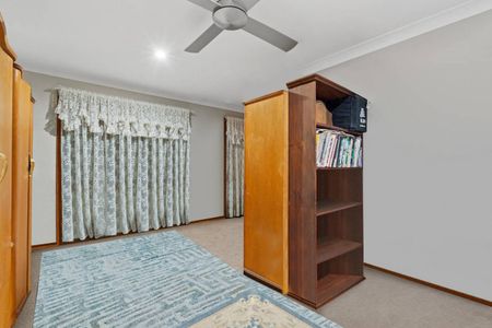 FAMILY HOME - Photo 3