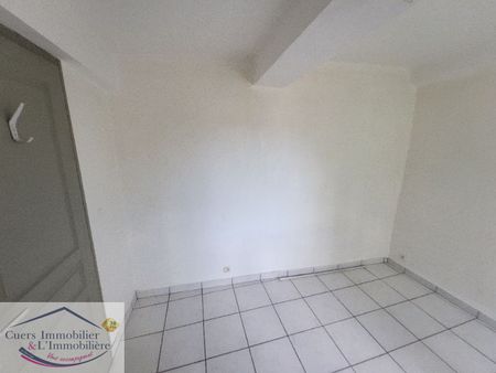 Location Appartement 2 pièces 37m² LA CRAU 83260 - Photo 5