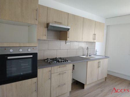 Location Appartement 3 pièces 75m² - Photo 5