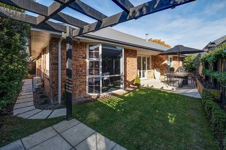 Private, Quiet, Secure. Walk to Hagley Park / CBD - Photo 5